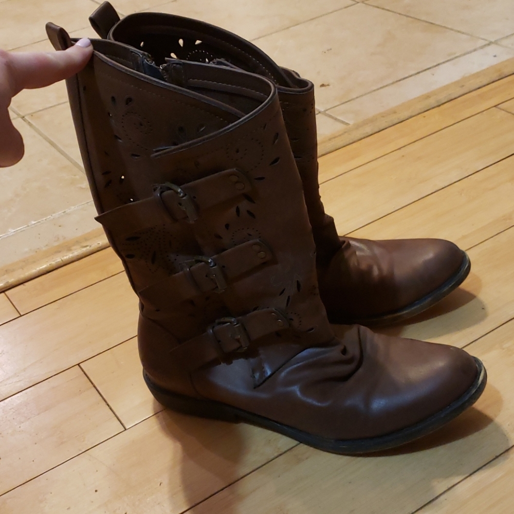Blowfish boots